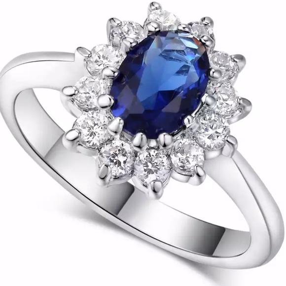 New Royal Luxury 925 Silver Sapphire Ring - Picture 9 of 10